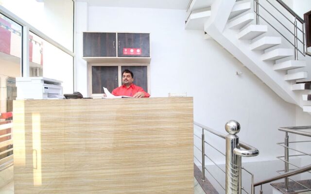 Oyo 24666 Samar Residency
