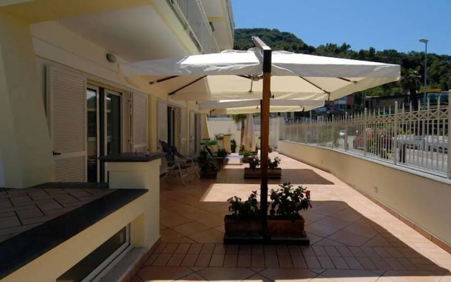 Suites Venustas Park