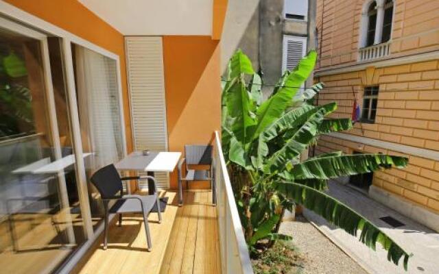 Kai Boutique Studio & Rooms