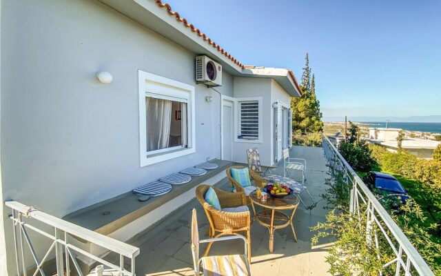 Beautiful Home in Melissi With 3 Bedrooms and Wifi