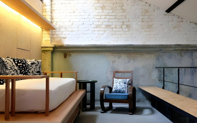 Belakang KongHeng By DreamScape