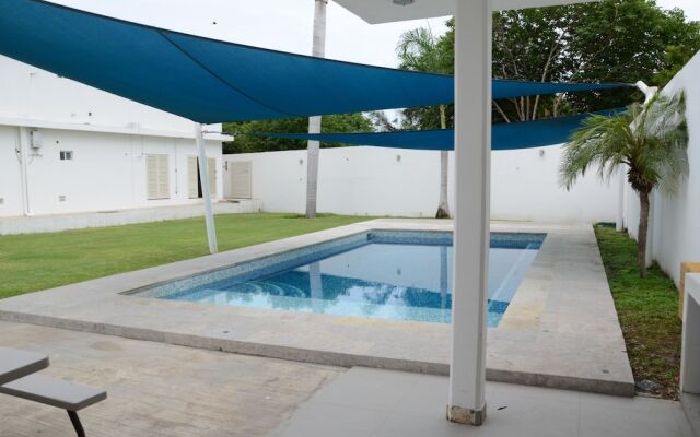 Hotel Monarca