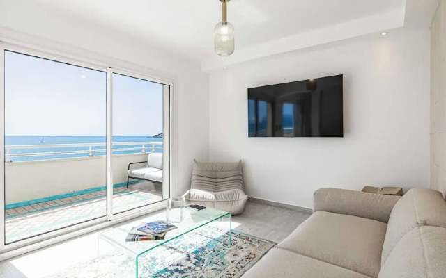 Sublime Appt - 2bd/4p - Terrace sea View - Antibes