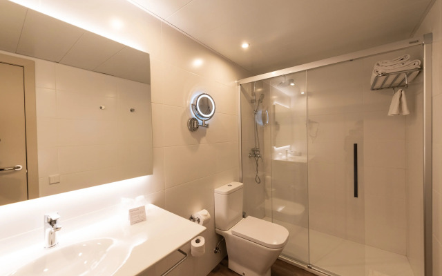 Atenea Rekord Suites