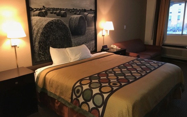 Red Lion Inn & Suites Junction City