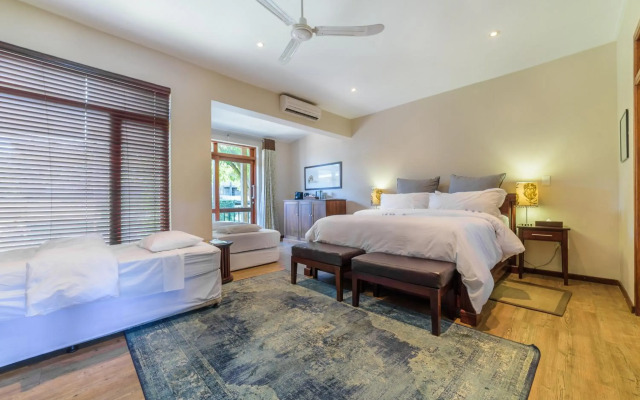 Casterbridge Hollow Boutique Hotel