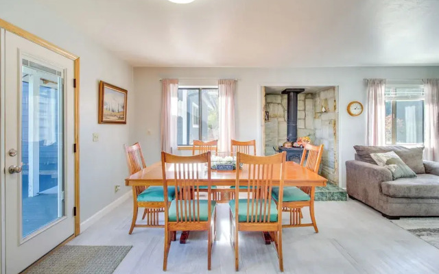 Eagar Vacation Rental Home w/ Spacious Deck!