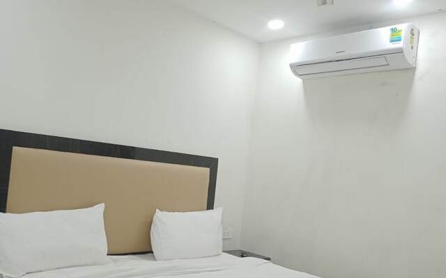 Hotel Rasso Inn Tuglakabad Extn.