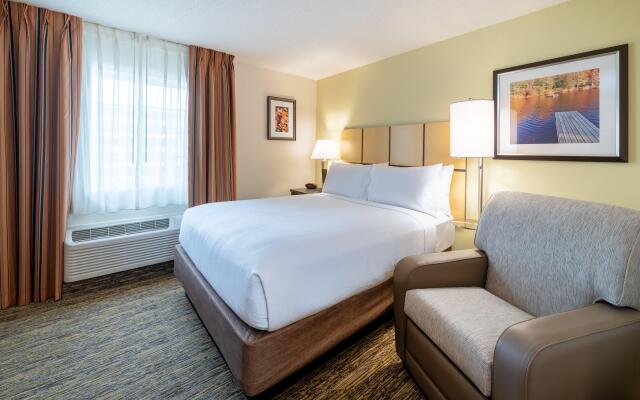 Candlewood Suites Herndon, an IHG Hotel