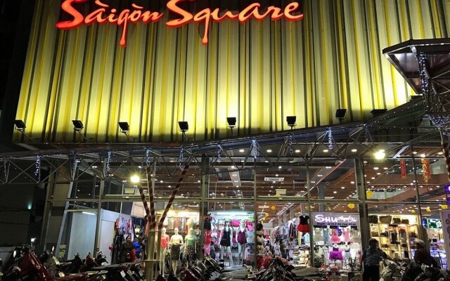 Lyshing Apartment in Vinhomes Luxury Landmark