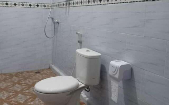 Santhi Guna Bungalow