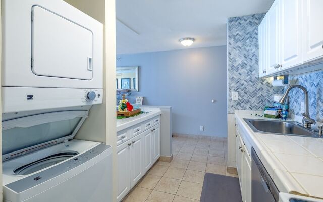 Valley Isle 1108b 2 Bedroom Condo by RedAwning