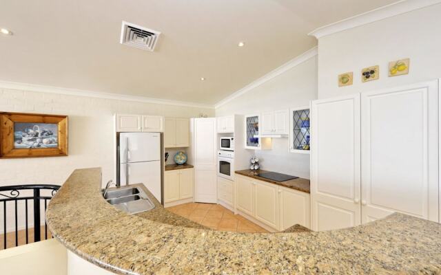 Marine Dr 2/70 - Fingal Bay