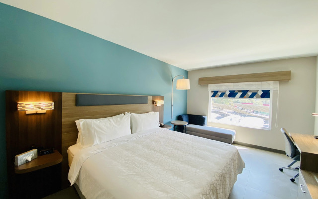 Holiday Inn Express Guadalajara Vallarta Poniente