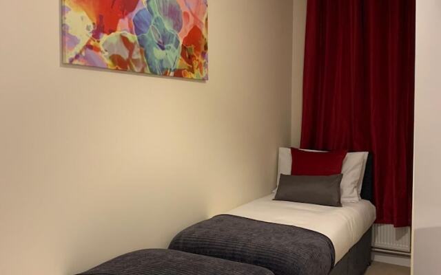Unique & Stylish 2 Bed Apartment