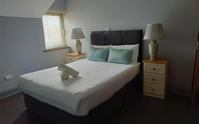 Dingle Town Center Apartment