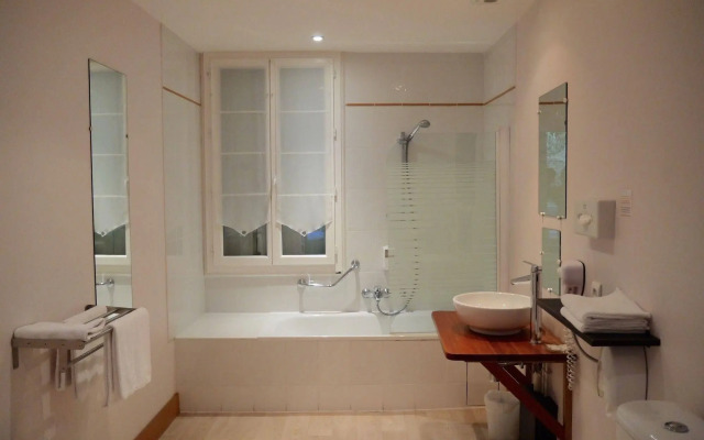 The Originals Boutique, Hôtel La Villa Ouest & Spa, Royan Plage