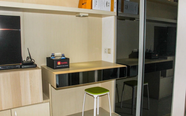 Minimalist Studio Apartment at Atria Residences with Pool View – Kitchen – Tangerang