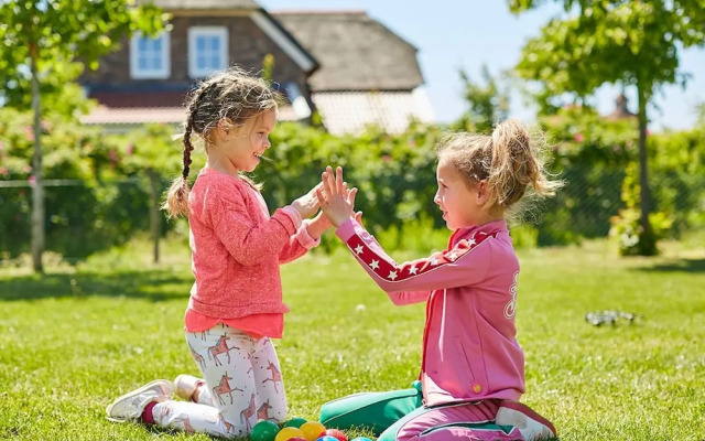 Farm Villa With Beautiful Garden, in Limburg