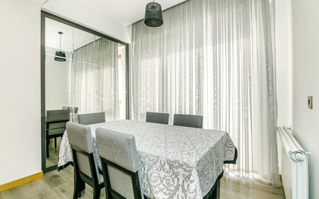 Port Baku Residance room 609 C