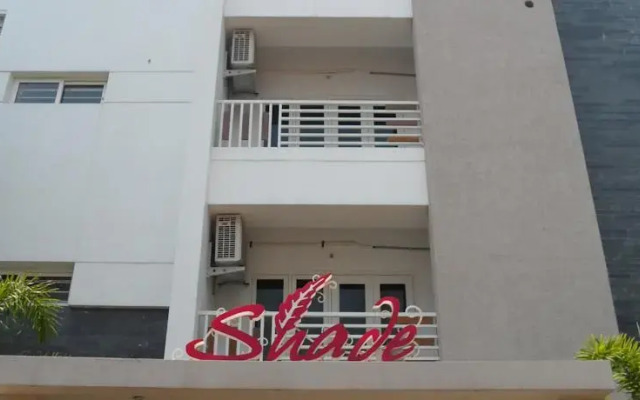 Shade - Premium Suites