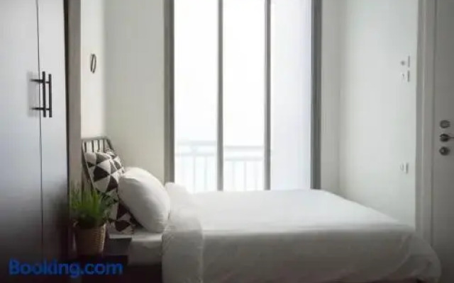 Sun Bay Studio Apartments