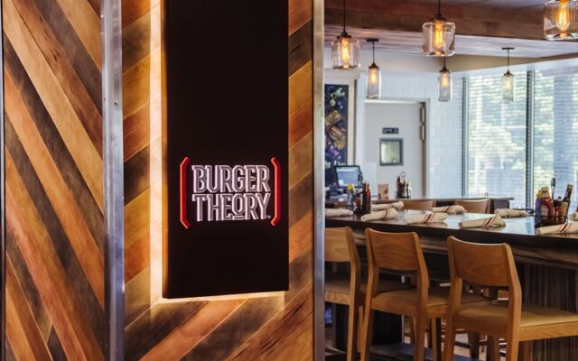 Holiday Inn Atlanta-Northlake by IHG