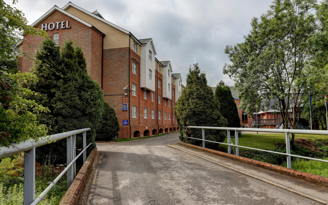 Doubletree By Hilton Reading M4 J10