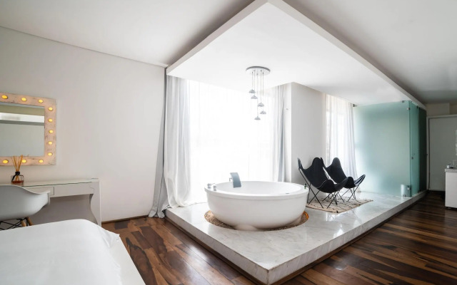 Be Playa Hotel Boutique & Rooftop Bar - Adults Only