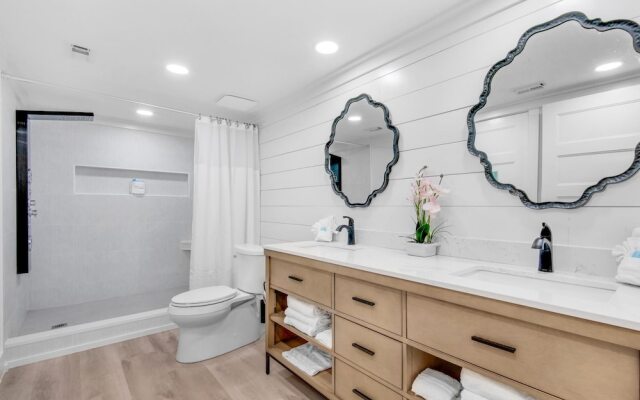 Edgewater Tower 1-1106