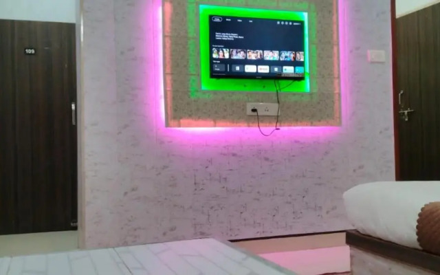OYO 9134 Hotel Mahaveer International