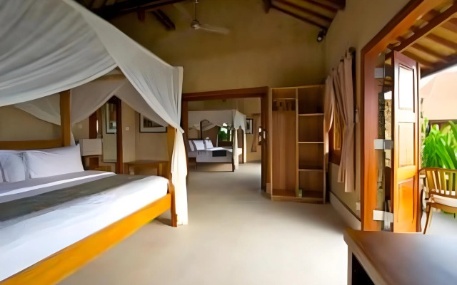 Three Monkeys Villas