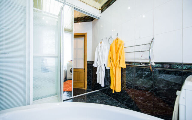 Апартаменты Пять Звезд Шикарная квартира с камином