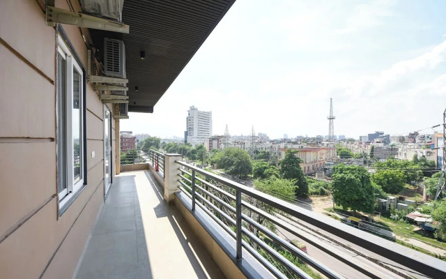 Fabhotel Alpha Stayz