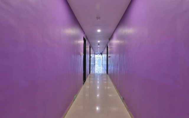 Hotel Silver By OYO Rooms