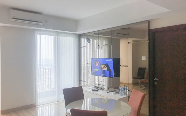 Pleasant And Calm 2Br At Grand Sungkono Lagoon Apartment