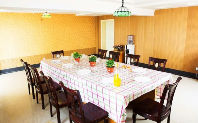 Qingdao Hairan Hostel