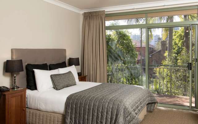 The Belmore Apartments Hotel