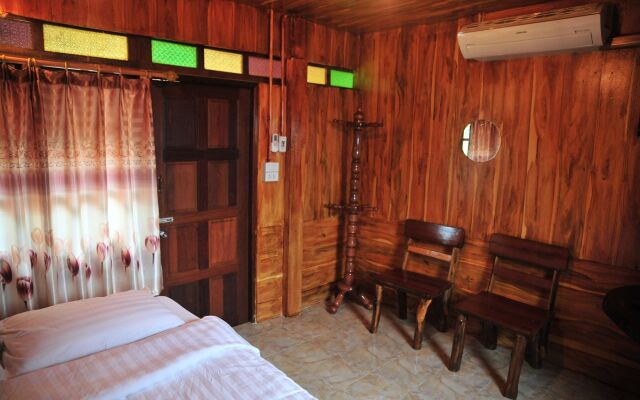 Athithara Homestay