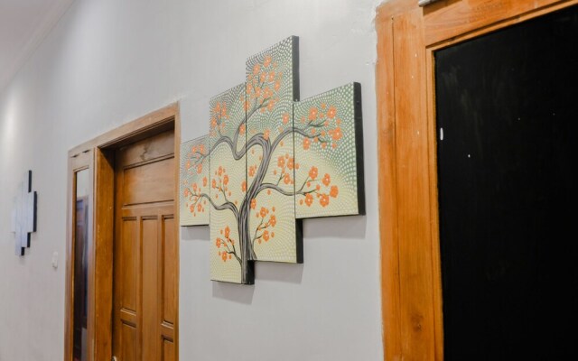 Mhs Inn by Oyo Rooms