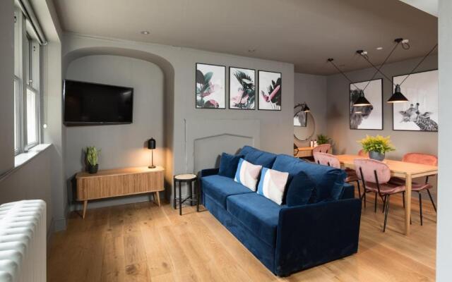Hiding Space - Trim Street Apartments
