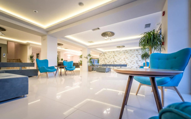 Azure Resort & Spa