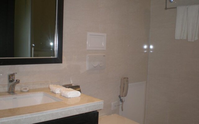 Haolun Hotel
