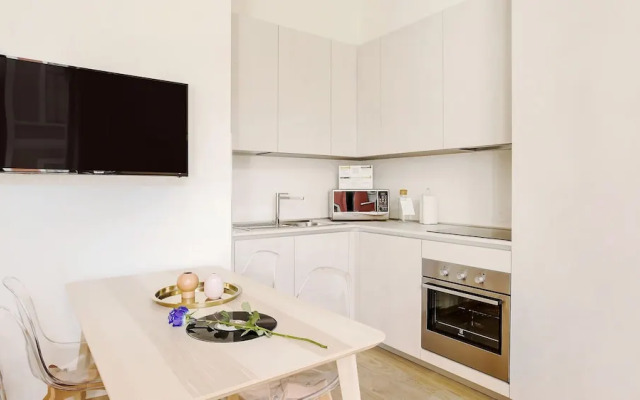 Mi-brgz1c1 Bergonzoli Place - Bilo B - Nina