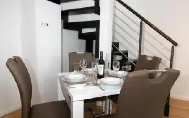 Christiano Apartments