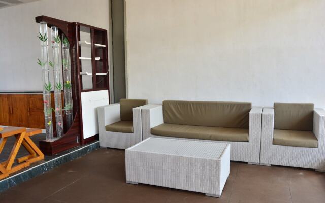 Gili Sands Hotel & Bar