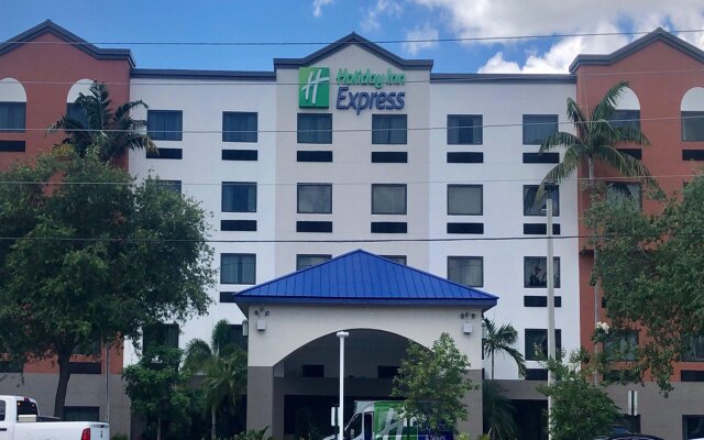 Holiday Inn Express & Suites Ft. Lauderdale Airport West, an IHG Hotel
