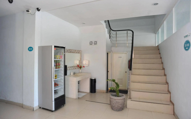 Airy Legian Batu Pageh Gang Melan Kuta Bali