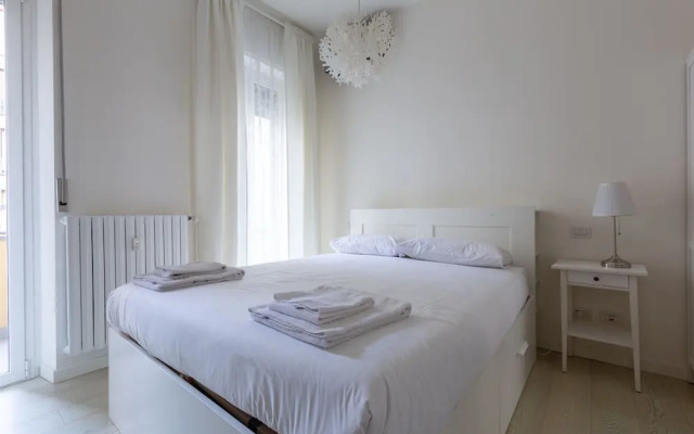 Porta Volta Bright and Roomy Flat