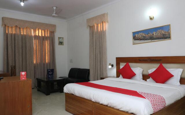 OYO Flagship 25106 Swastik Hospitality